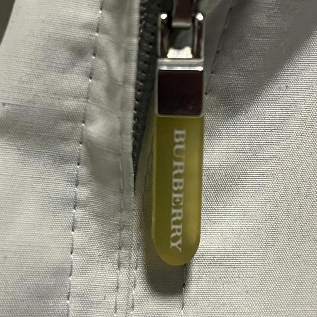 バーバリーロンドンBURBERRY LONDON 裏チェック ナイロンパーカー