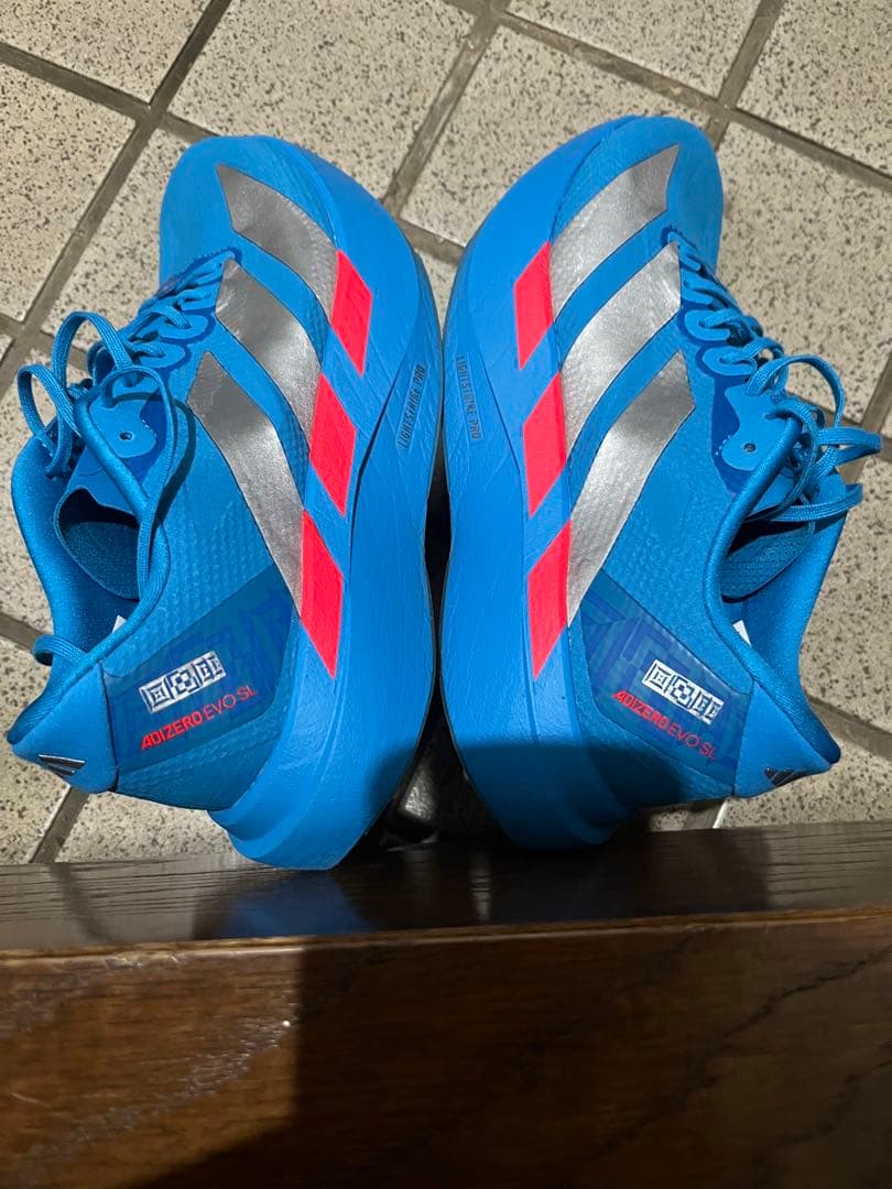 アディダス　アディゼロエボSLウーブン メンズ25.0cm