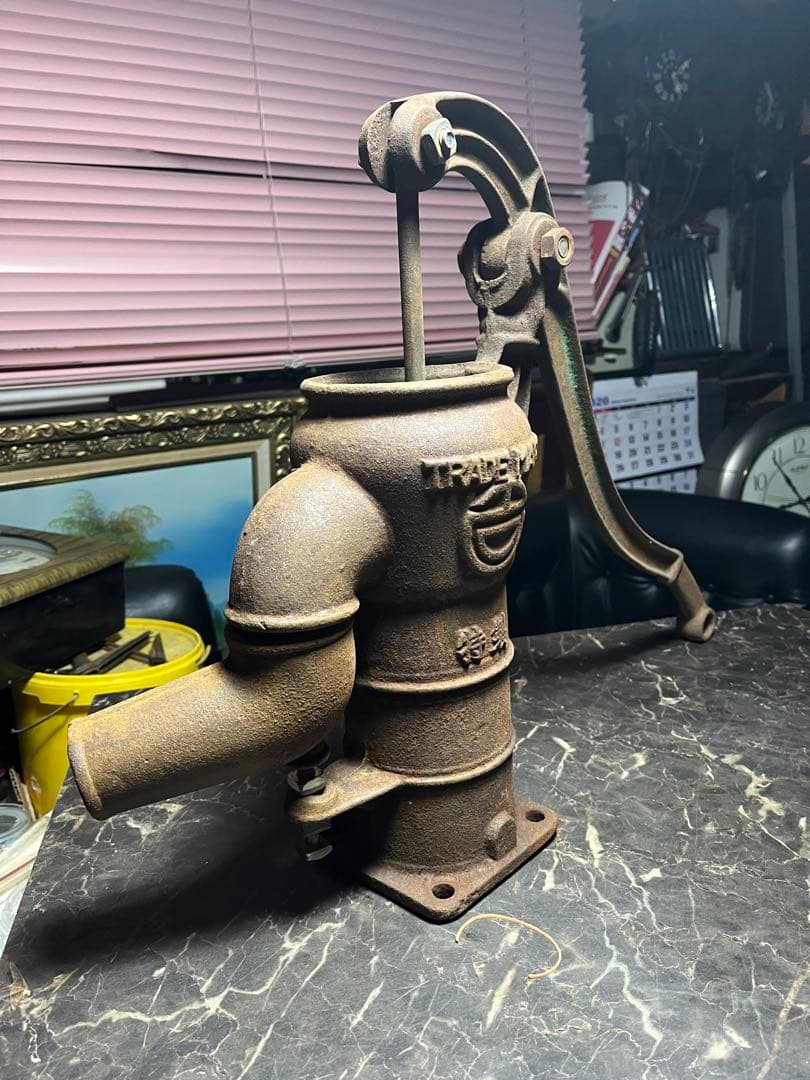 手押しポンプ、手漕ぎポンプ、手押し井戸、井戸ポンプ、ガーデニング雑貨 インテリア