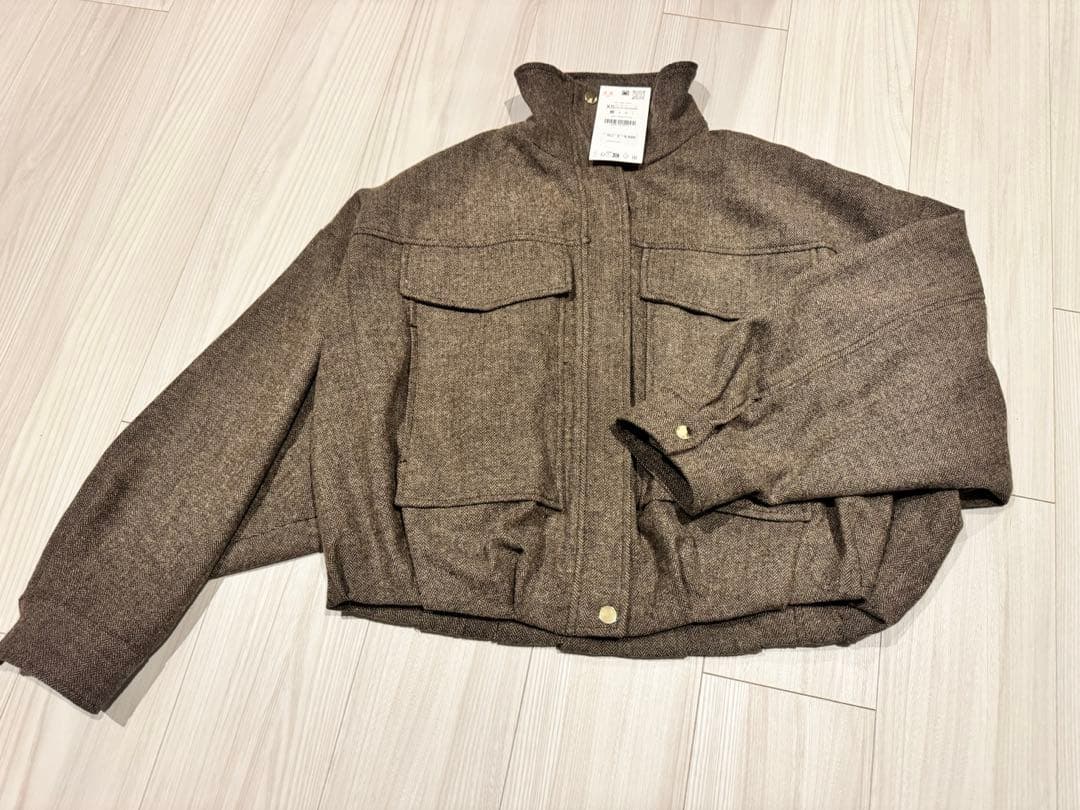 ZARA バルーンへリボーンボンバージャケット