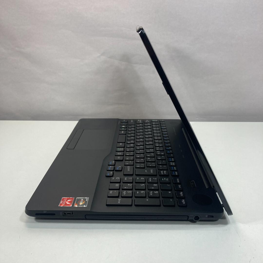 Fujitsu 富士通 ノートパソコン Ryzen3 SSD Windows11