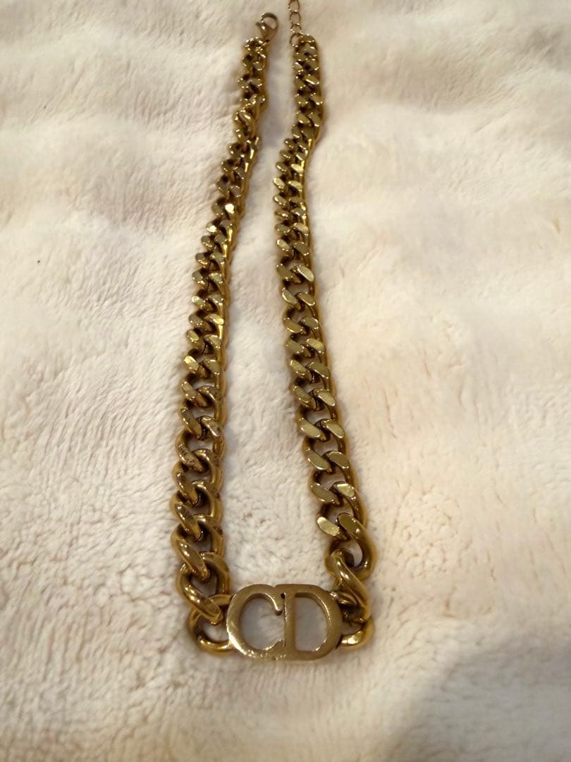 Dior ゴールドチェーンネックレス CDロゴ