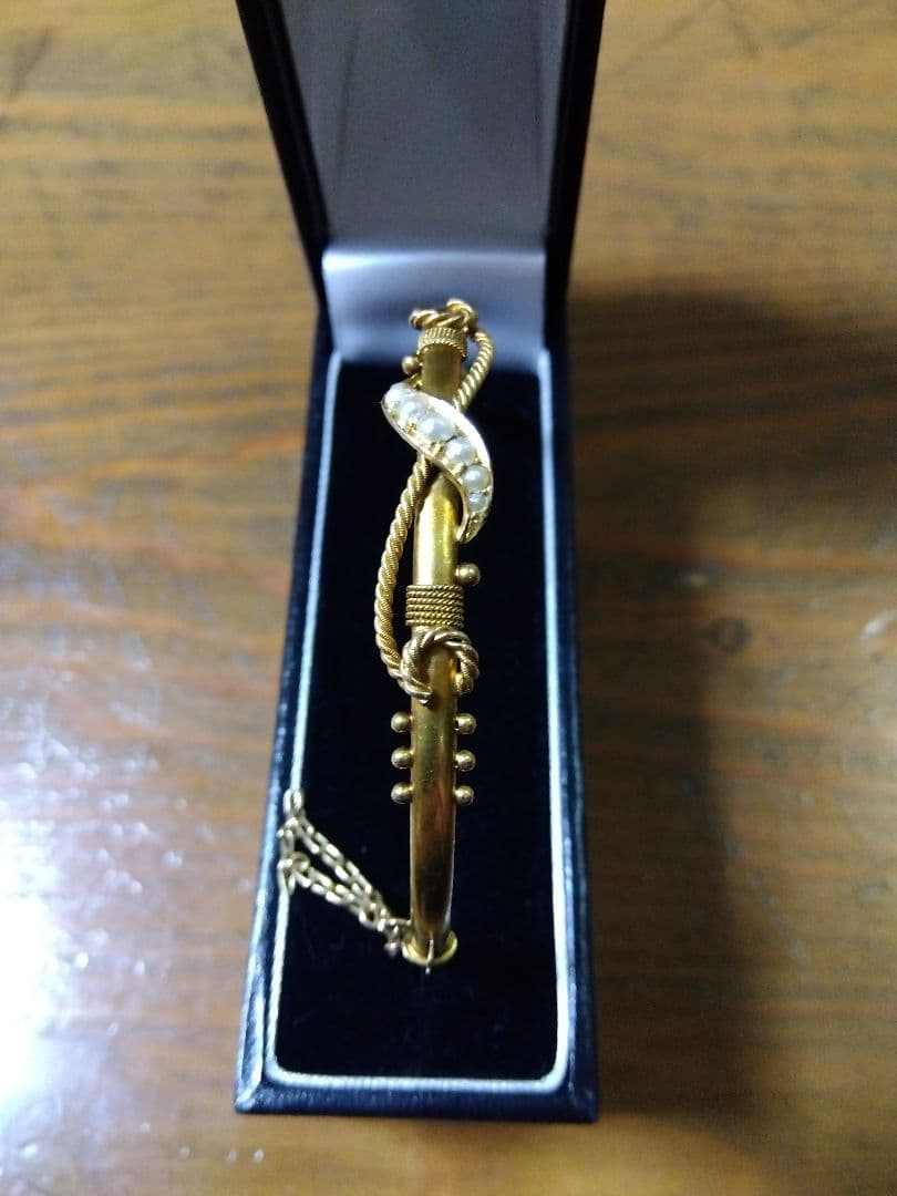 イギリスアンティーク　パールのバングル　エトルスカンリバイバル　１５金