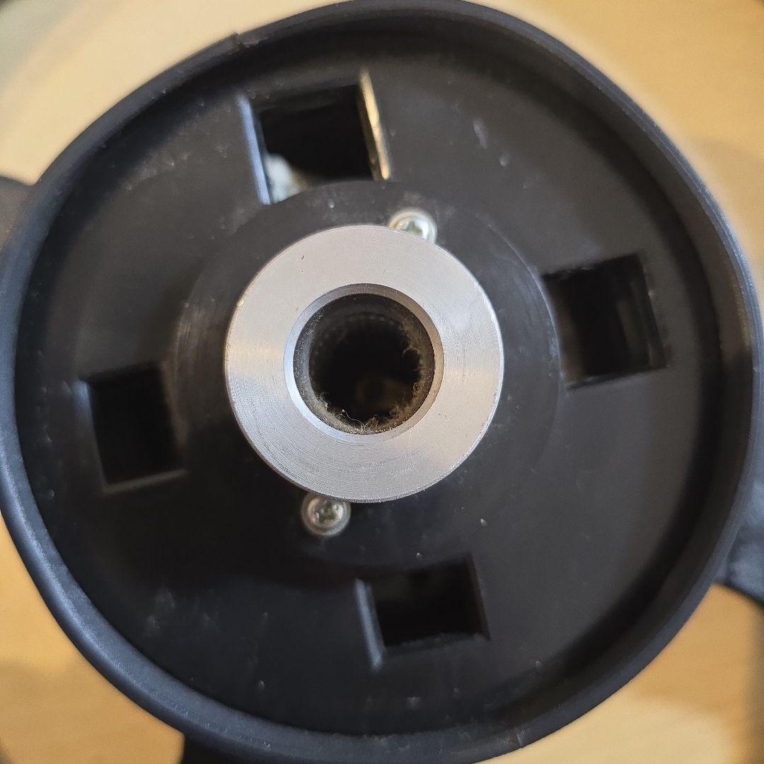 MOMO Competition ステアリング 3スポーク