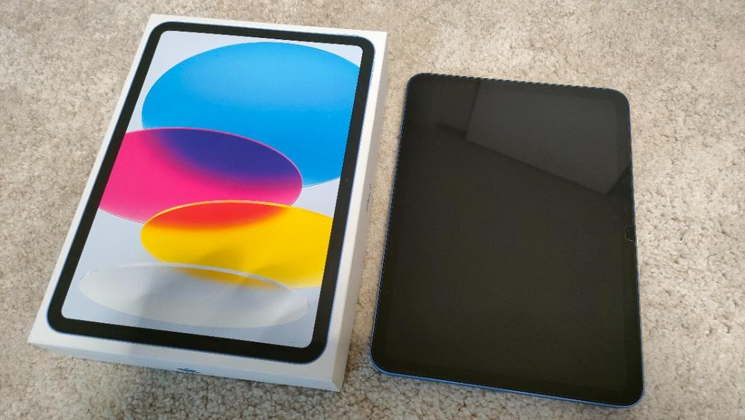 iPad 第10世代 Wi-Fi 64GB Blue ケースおまけ
