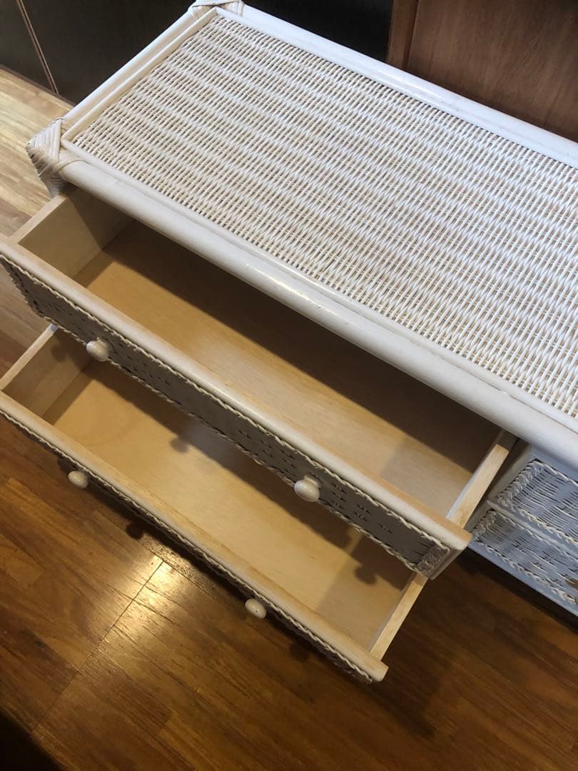 希少♦️高級 ホワイトラタン チェスト♦️フレンチシャビー ♦️他デザインあり♦️送料込