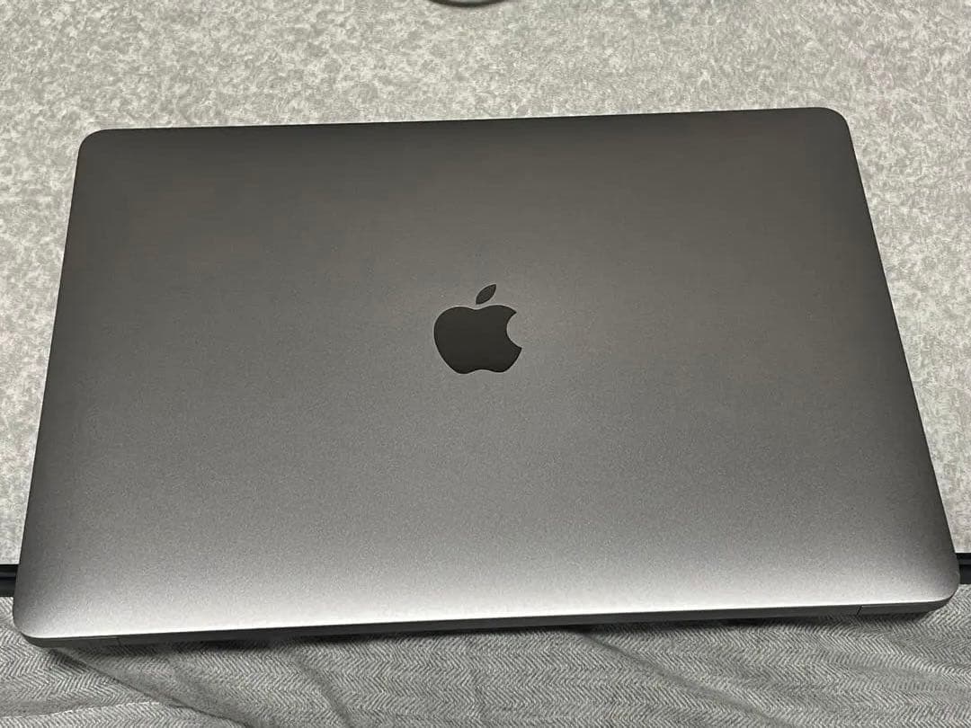 MacBook Air 13インチ 2020 i5 スペースグレー