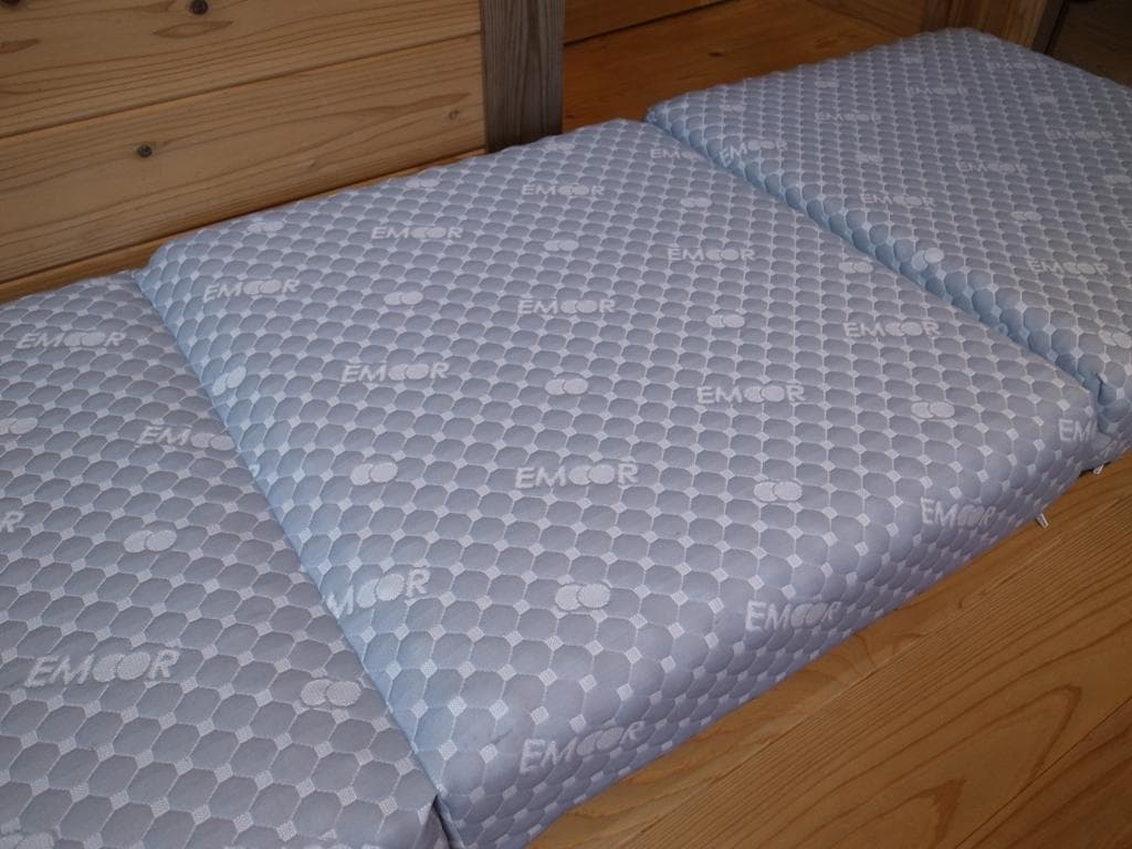 エムール ごろ寝 コンパクトマットレス Ｌサイズ ６５×１８０×極厚１１ｃｍ