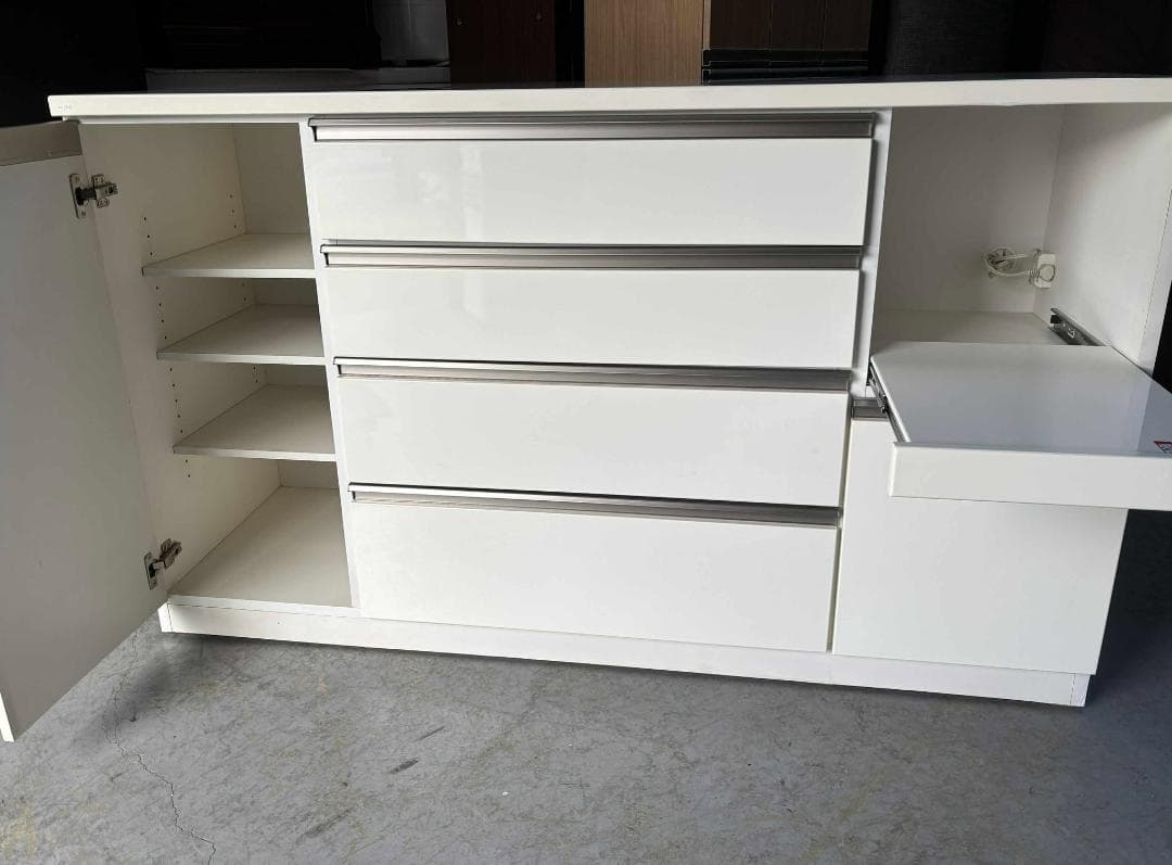 Rikishi DeguchiNITORIキッチンカウンターキッチンボード