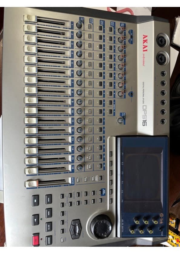 AKAI DPS16 デジタルミキサー
