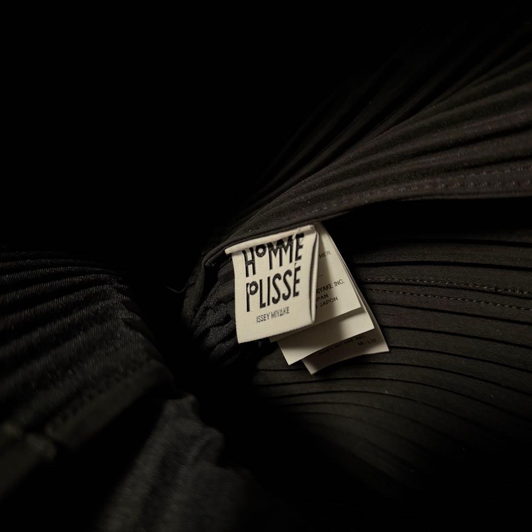 イッセイミヤケ プリーツショルダー