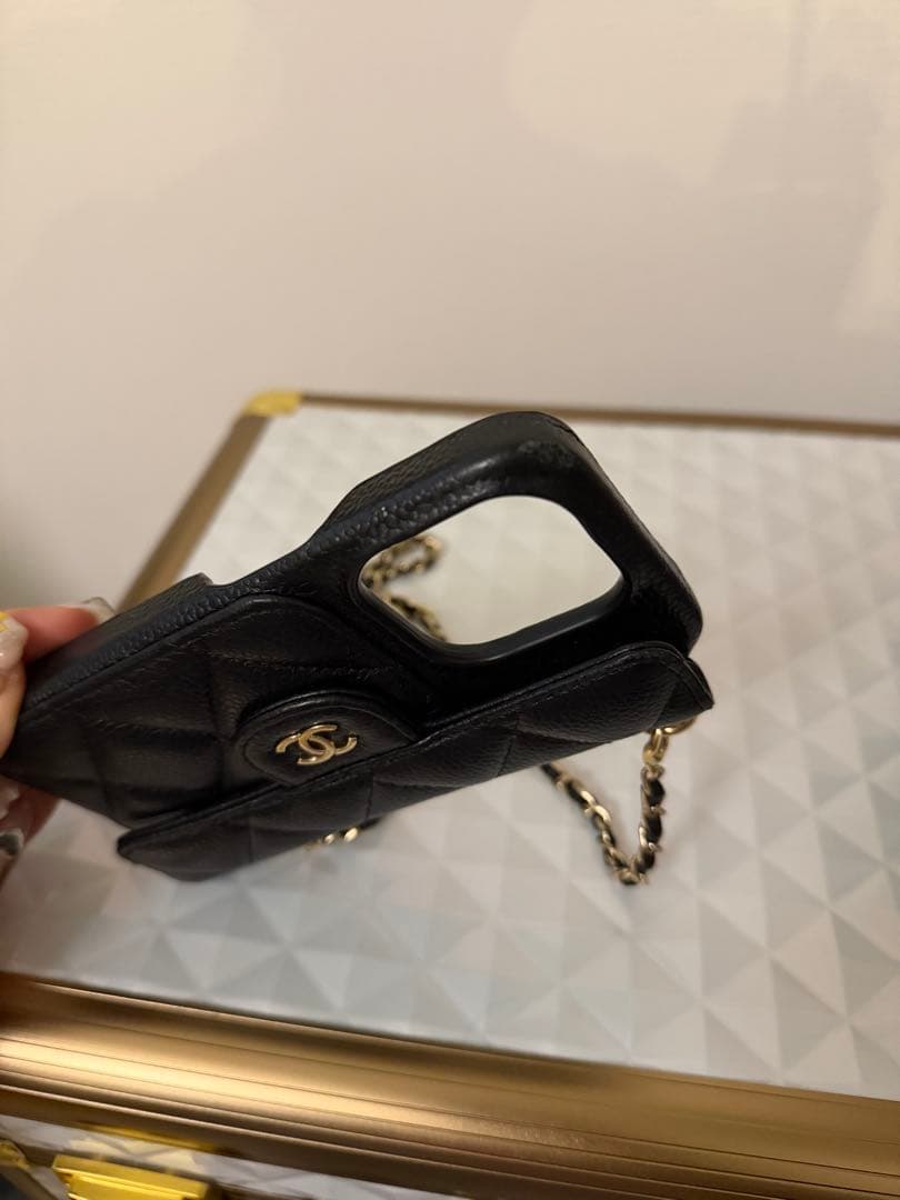 CHANEL✴︎ブラック✴︎レザー✴︎iPhone15proケース