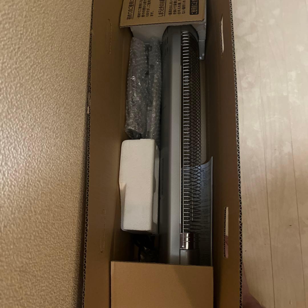 コロナ CH-90RBーSスリムコアヒーター遠赤外線2024年モデル　美品