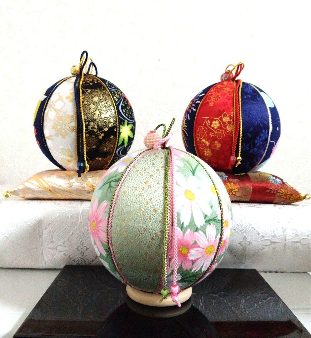 はな 手毬 手鞠 てまり ハンドメイド刺繍花火 刺繍お月見 秋桜３点