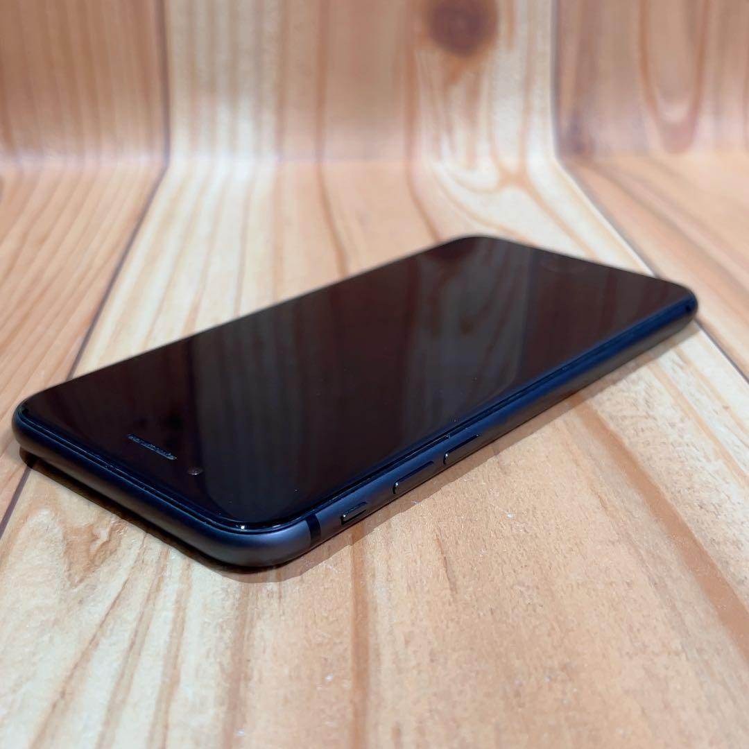 SIMフリー 本体 iPhone 8 256 GB スペースグレイ 164