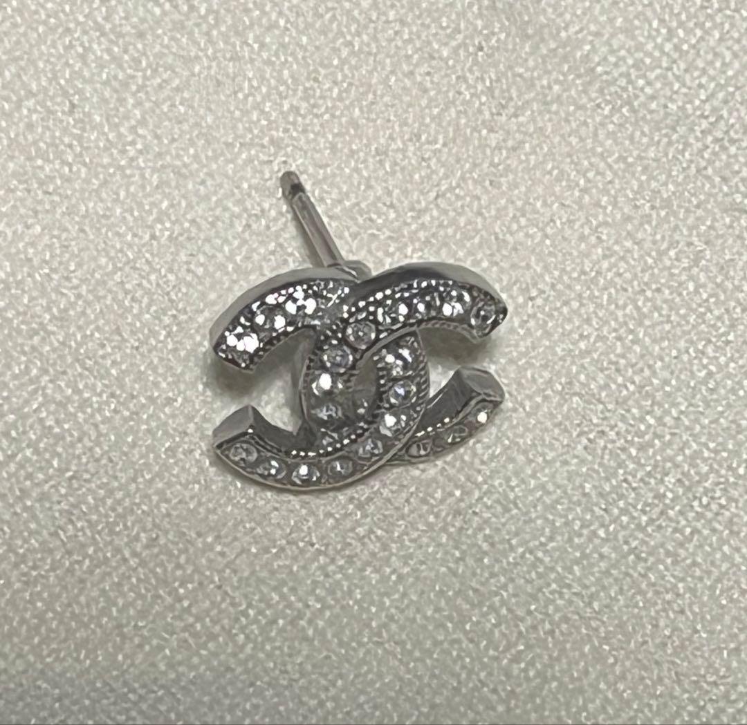 正規品 シャネル ピアス 片耳 ココマーク シルバー F20V ラインストーン