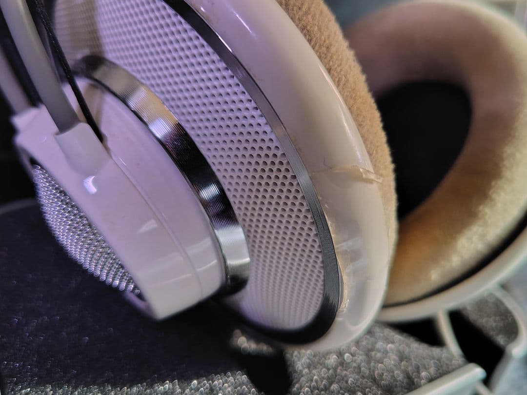 AKG K701 有線ヘッドホン ホワイト