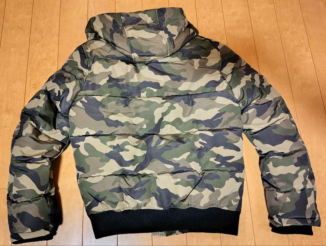 トミーフィルフィガー☆海外製・迷彩ダウンジャケット☆