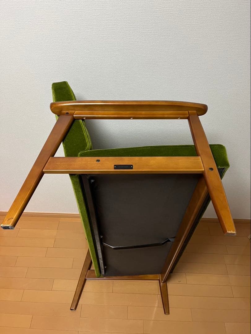 カリモク 60kチェアミッドセンチュリー 緑 ベルベットソファ 2人掛け