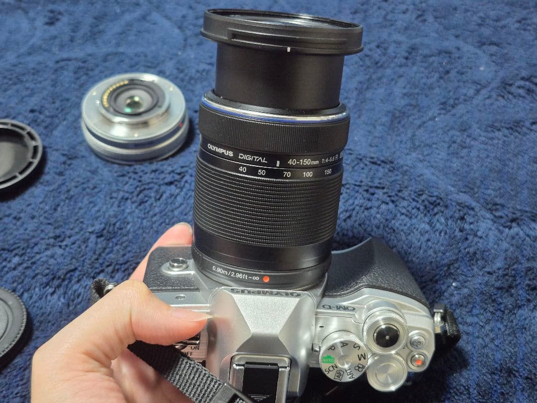 OLYMPUS OM-D E-M10 Mark iii【ダブルズームキット】