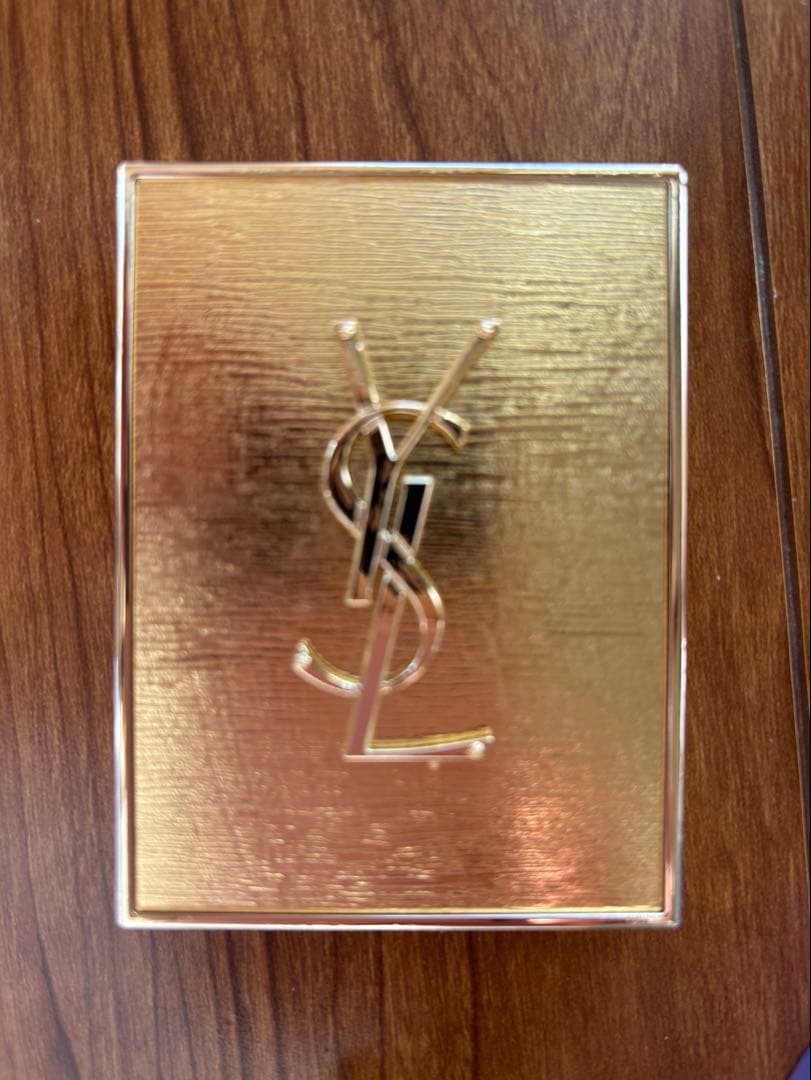 【ホリデー限定】YSL クチュールミニクラッチ　025