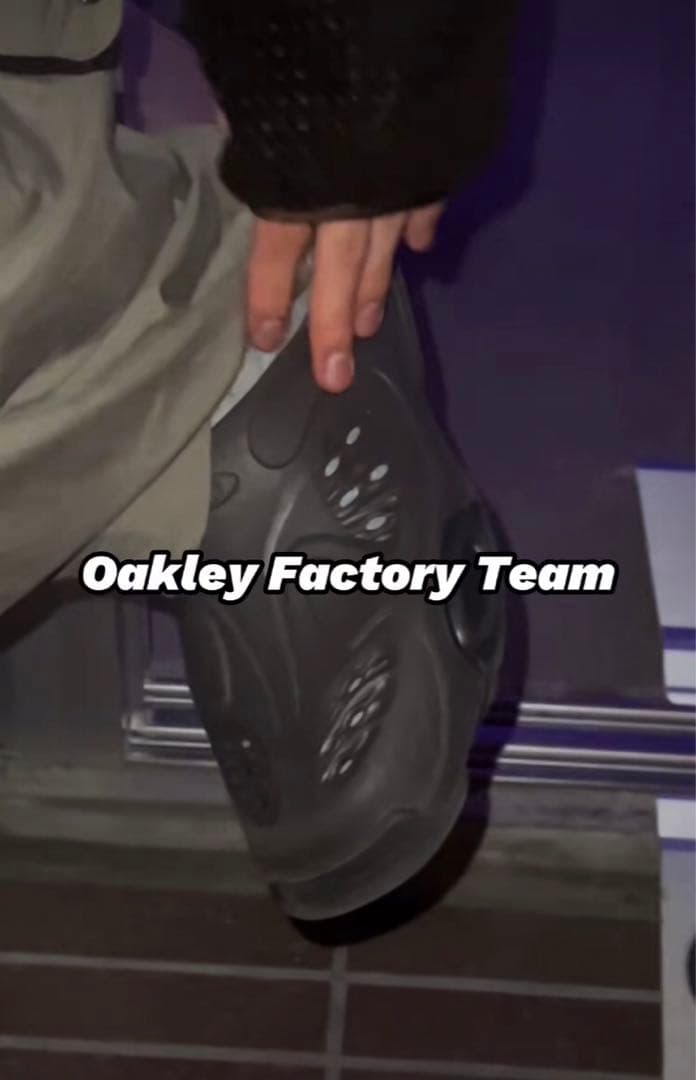 oakley factory team paguro slide サンダル 8