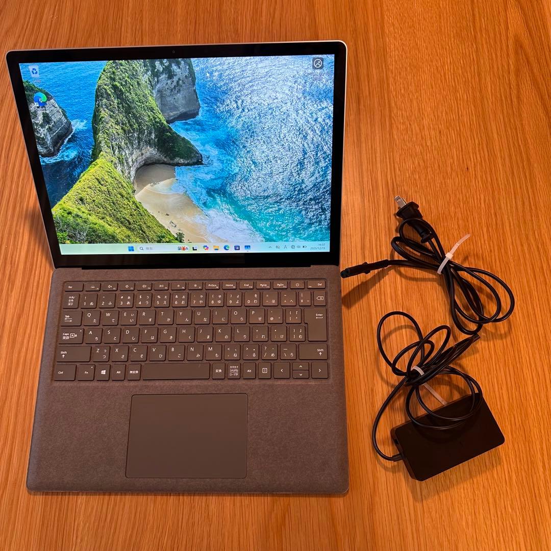 美品 Surface Laptop 4 Ryzen 5 256GB 8GB