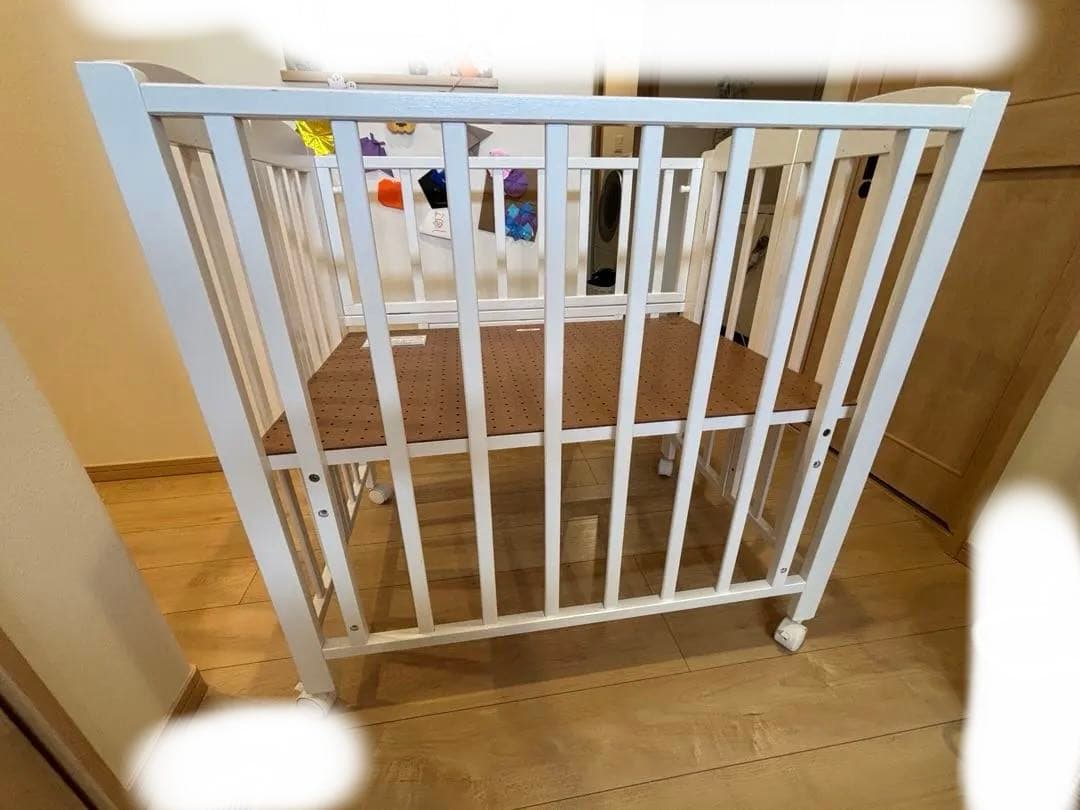 KATOJI カトージ　ベビーベッド　ホワイト　木製