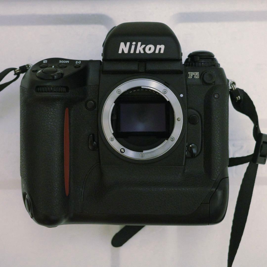 Nikon D5 フィルムカメラ