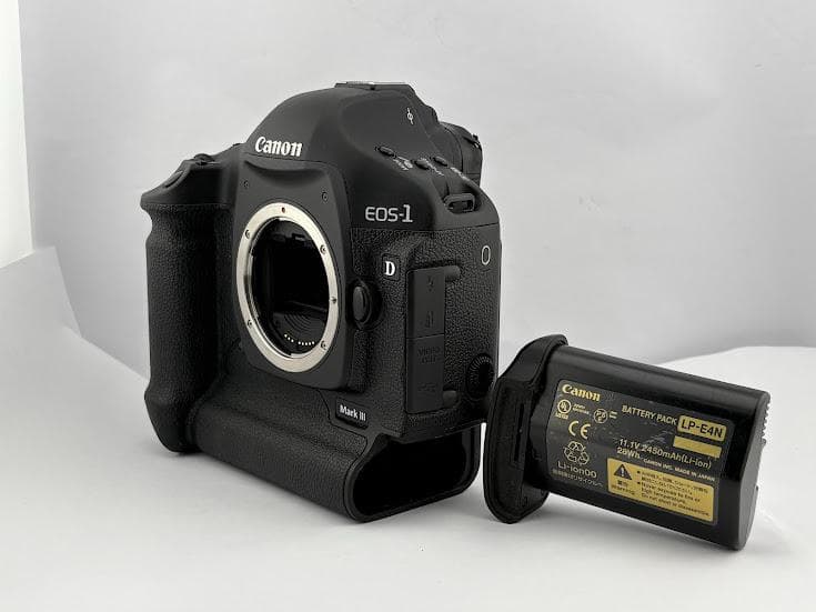 ★ジャンク★ キヤノン EOS-1 D Mark iii「純正バッテリー付」