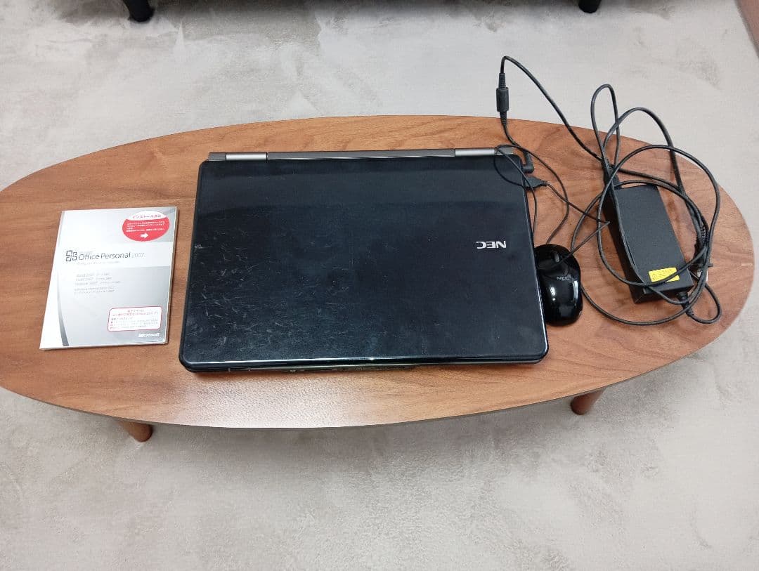 【Office、保護フィルム付】NECノートパソコン LAVIE LL550/W