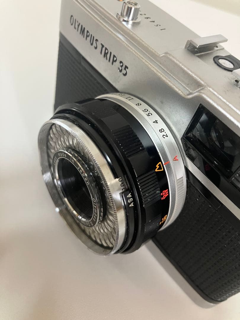 OLYMPUS TRIP 35 赤ベロ露出計絞り羽根巻き上げシャッターOK