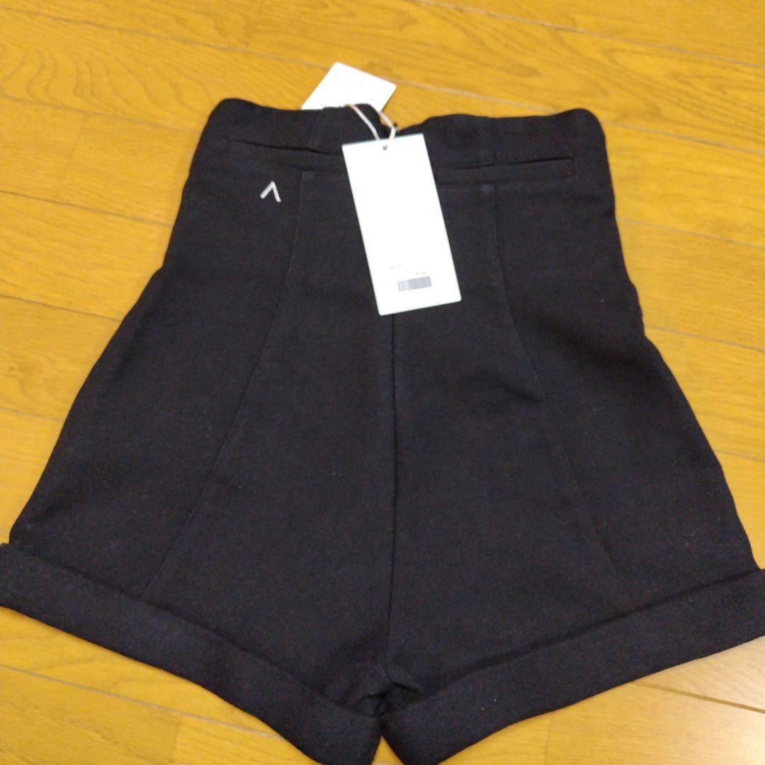 ANDMARY 新品ショートパンツ