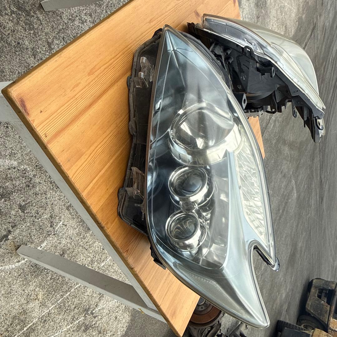プリウス30 前期　ヘッドライト