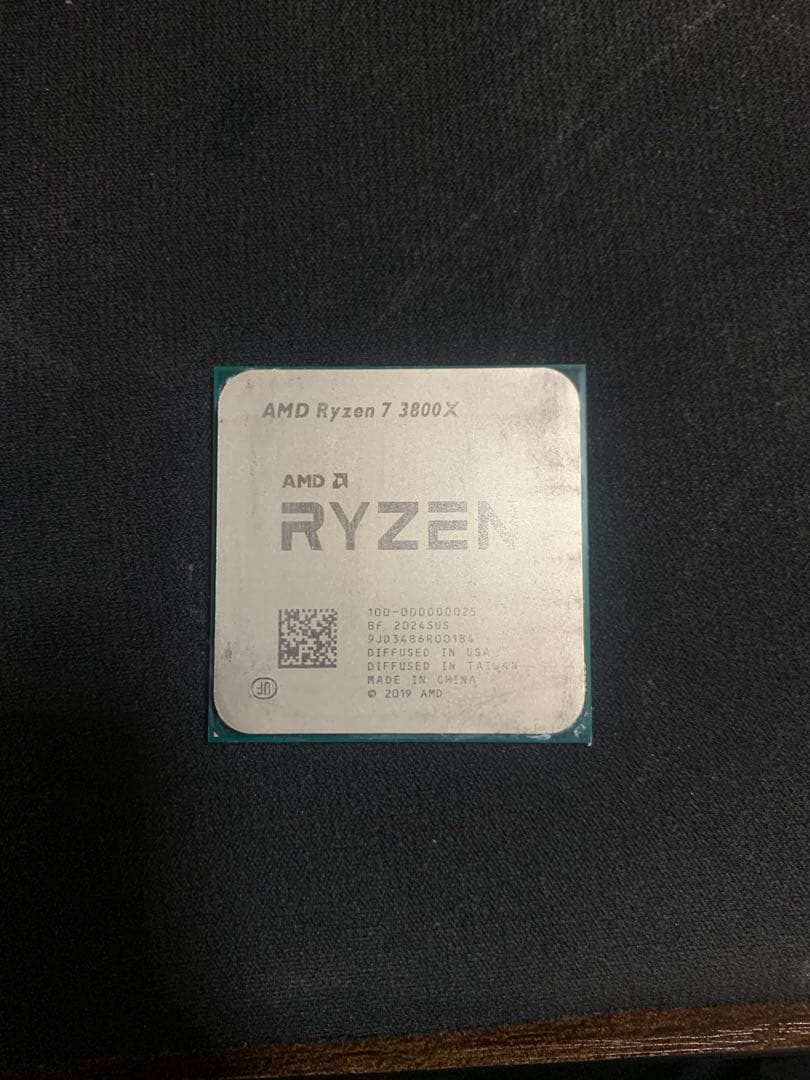 CPU AMD Ryzen 7 3800X CPU