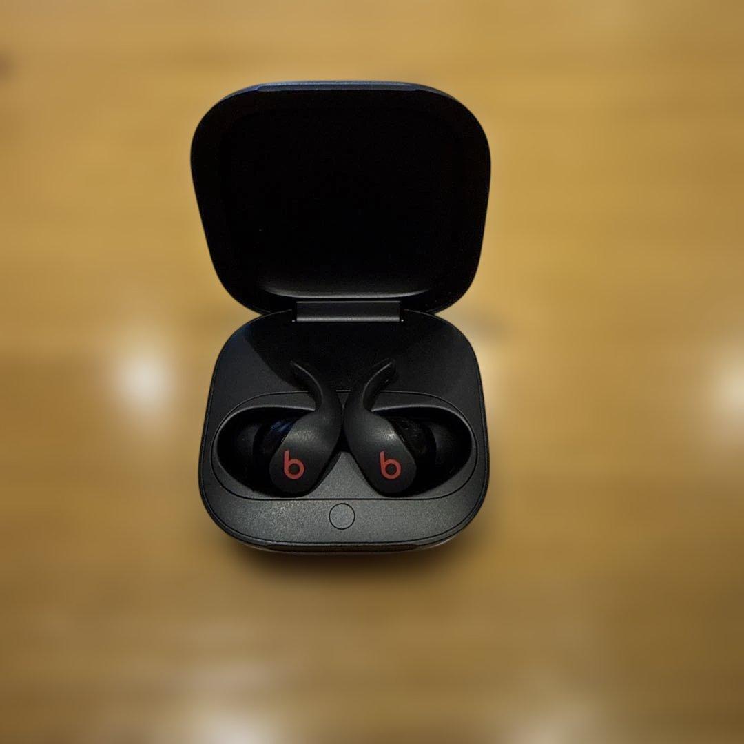 イヤホン Dr. Dre Beats Fits Pro