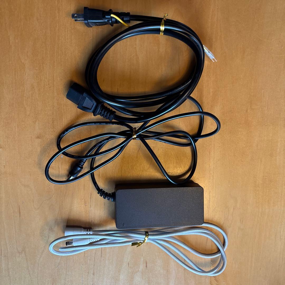 Atmoph Window 1アトモフウィンドウ　初代　AW101