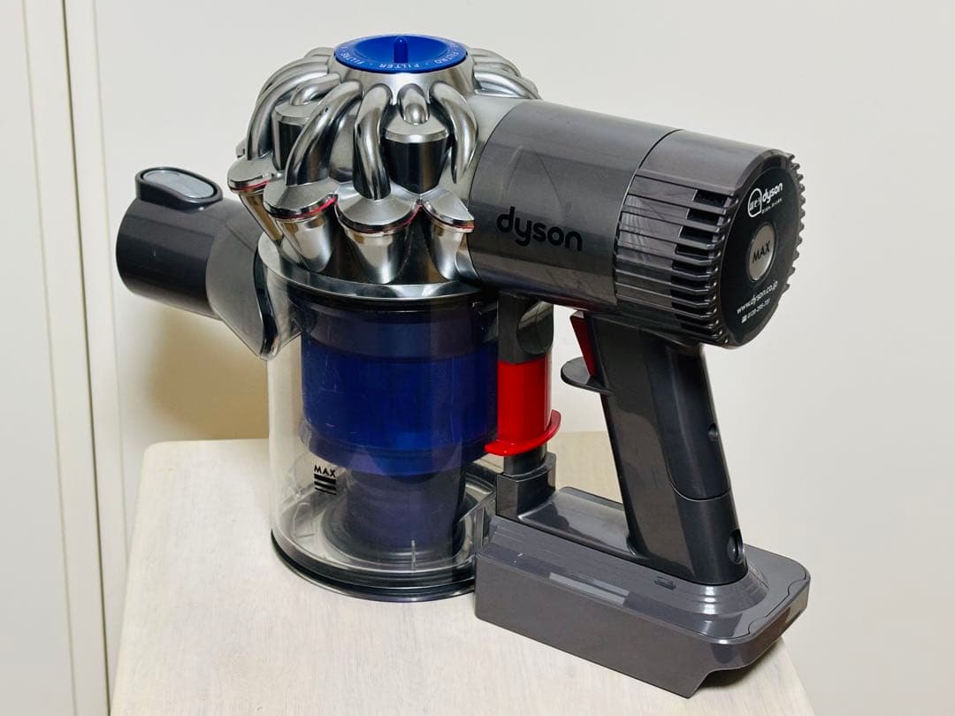 【洗浄清掃品】ダイソン DC62 マキタ仕様 付属品4点付 フィルター新品