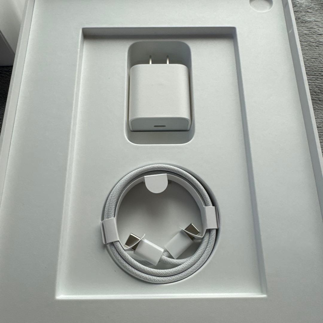 iPad 10世代　64GB イエロー