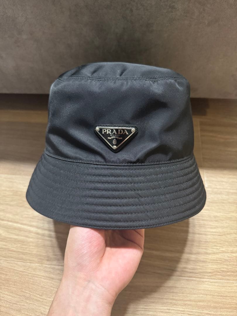 PRADA ブラック バケットハット XL RE-NYLON