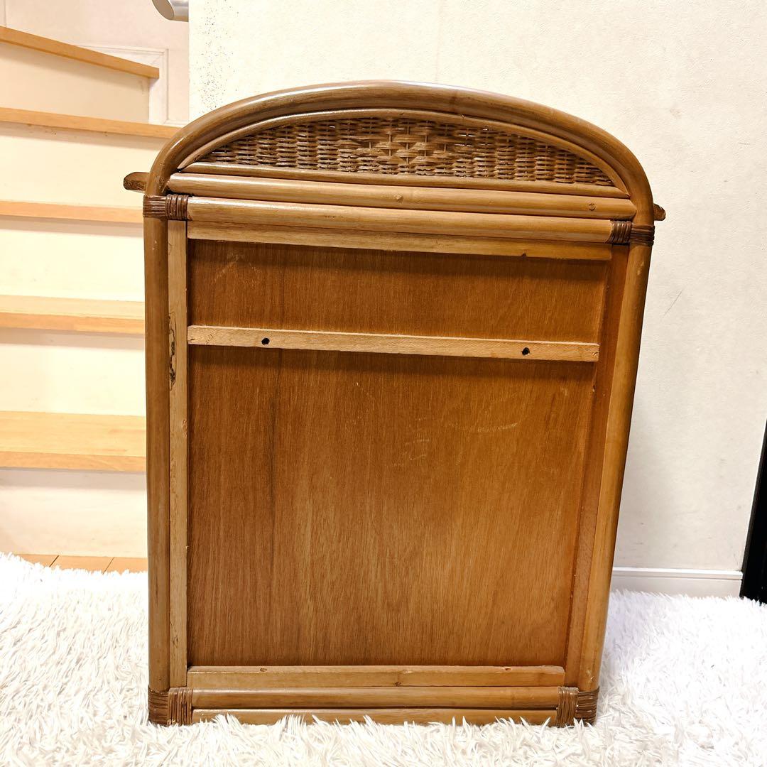 ラタン 籐家具 サイドボードチェスト ヴィンテージ ガラス扉 引き出し