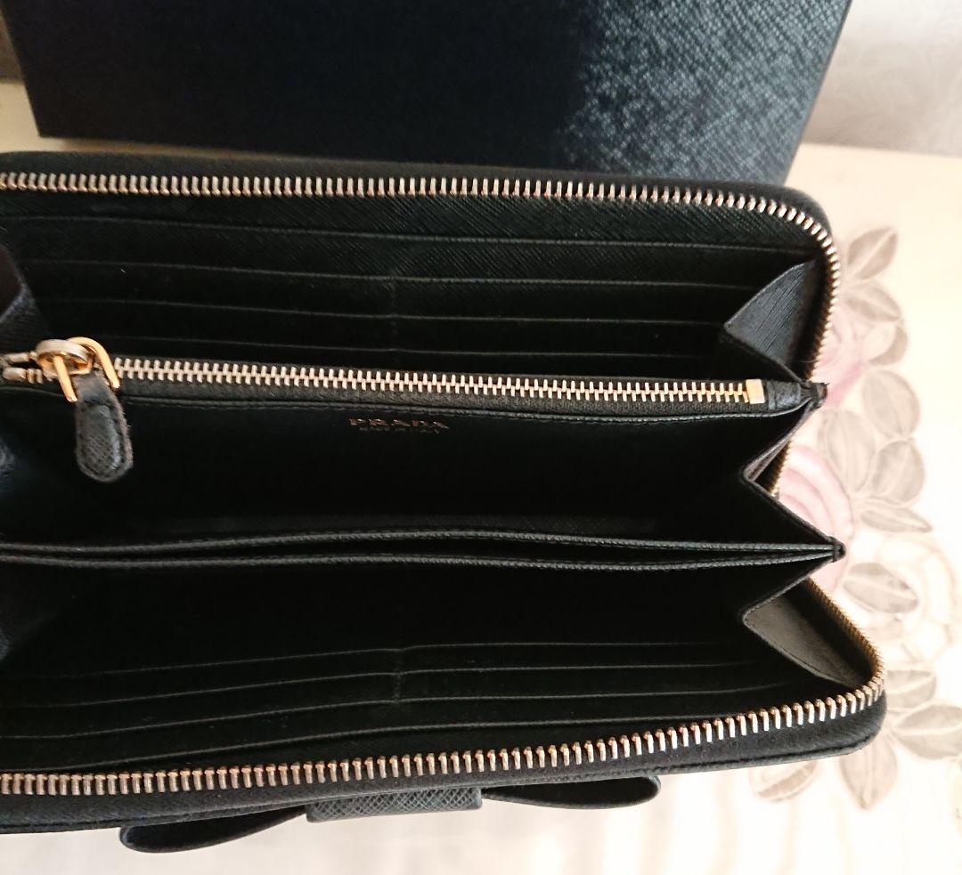未使用 PRADA プラダ リボン 革長財布