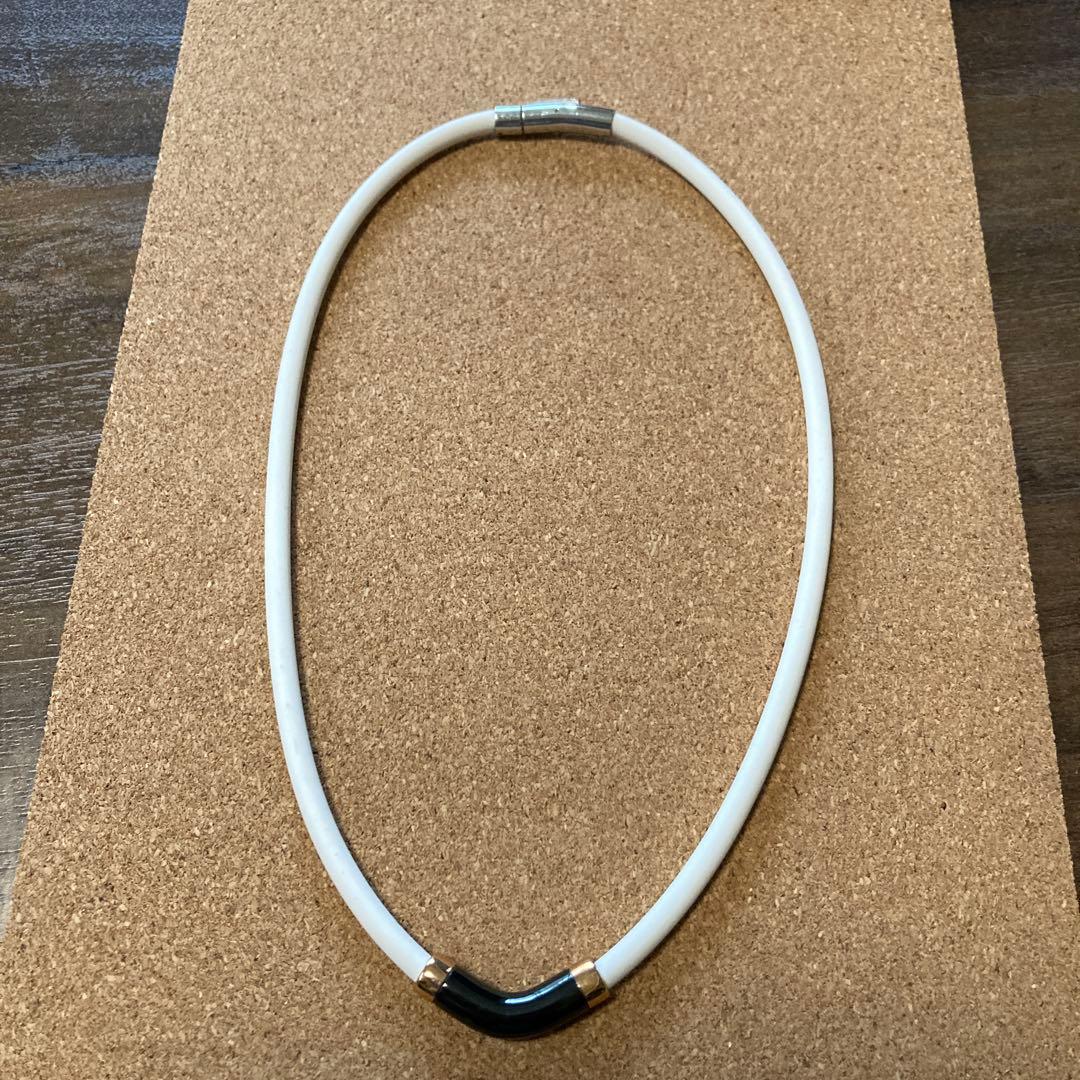 美品⭐︎unity ユニティ　北投石　ネックレス　ホワイト　L