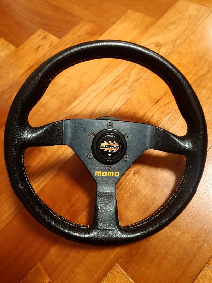 momo ステアリング・ハンドル　ボスセット