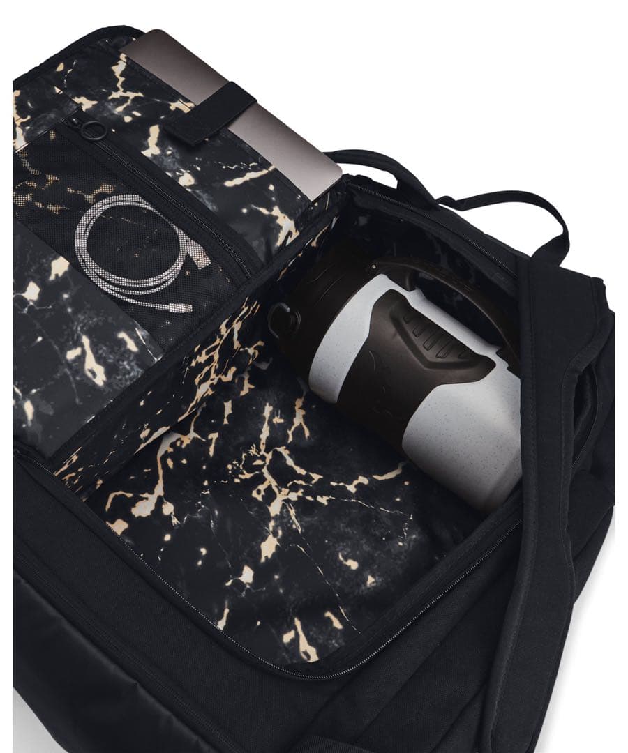 Under Armour アンダーアーマー　バックパック ブラック