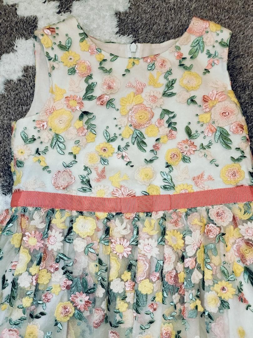 花柄刺繍チュールドレス