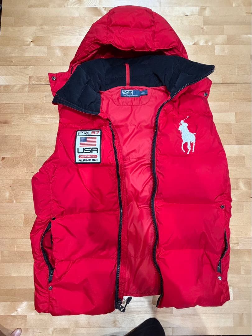 ポロ・ラルフ・ローレン フード付きダウンベスト レッド