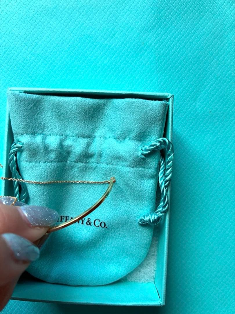 お天気 さまTiffany & Co. ネックレス　Tスマイル K18　スモール