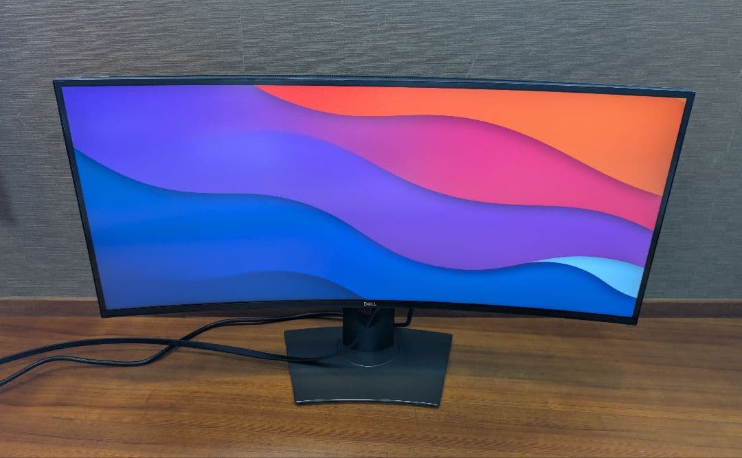 A*6様 Dell 湾曲型モニター U3818DW