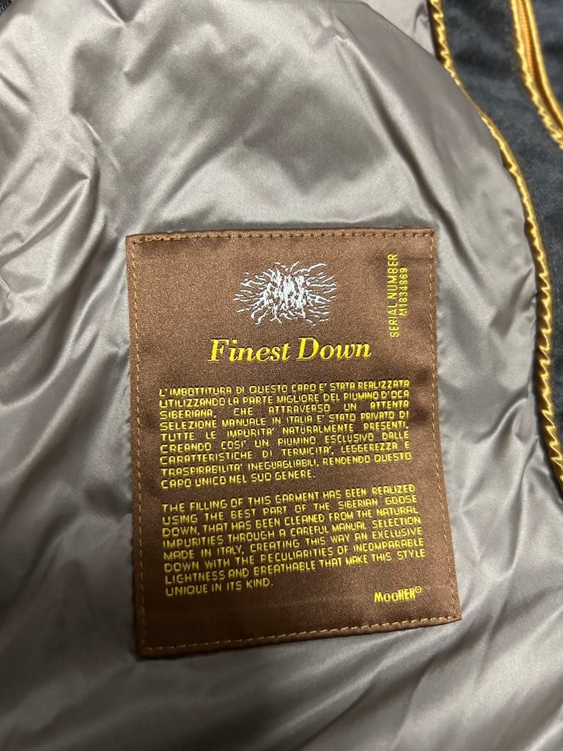 ムーレー　MOORER FAYER-NO ダウンベスト　サイズ４６